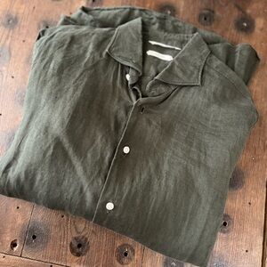 Suitsupply Hunter Green Long-Sleeve Italian Linen Button-Down Shirt